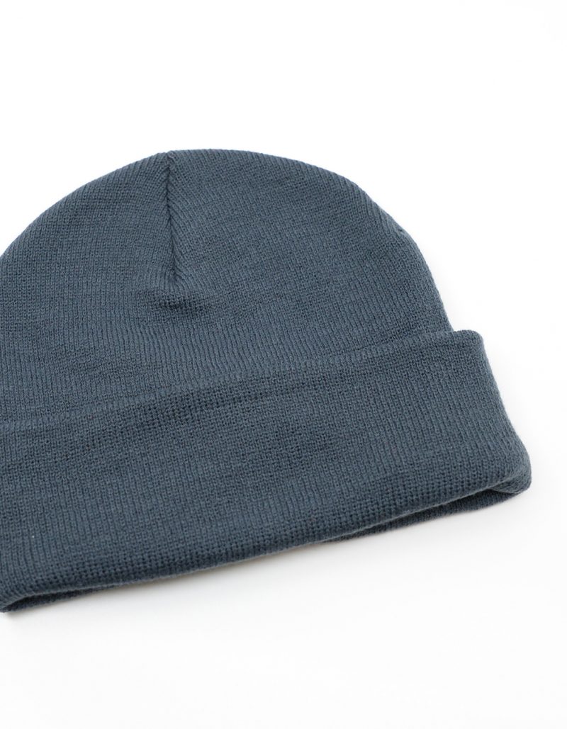 B001 Roll Up Acrylic Beanie