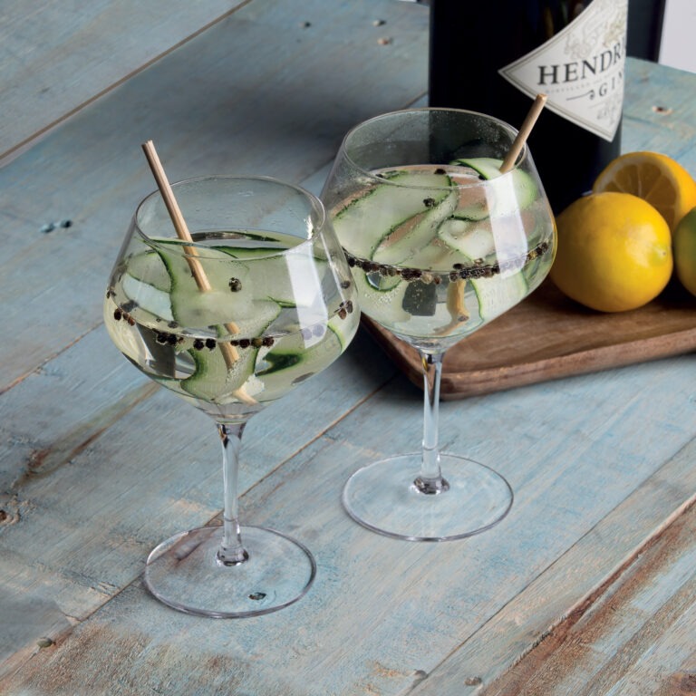 Ginaissance Glass Set - Image 4