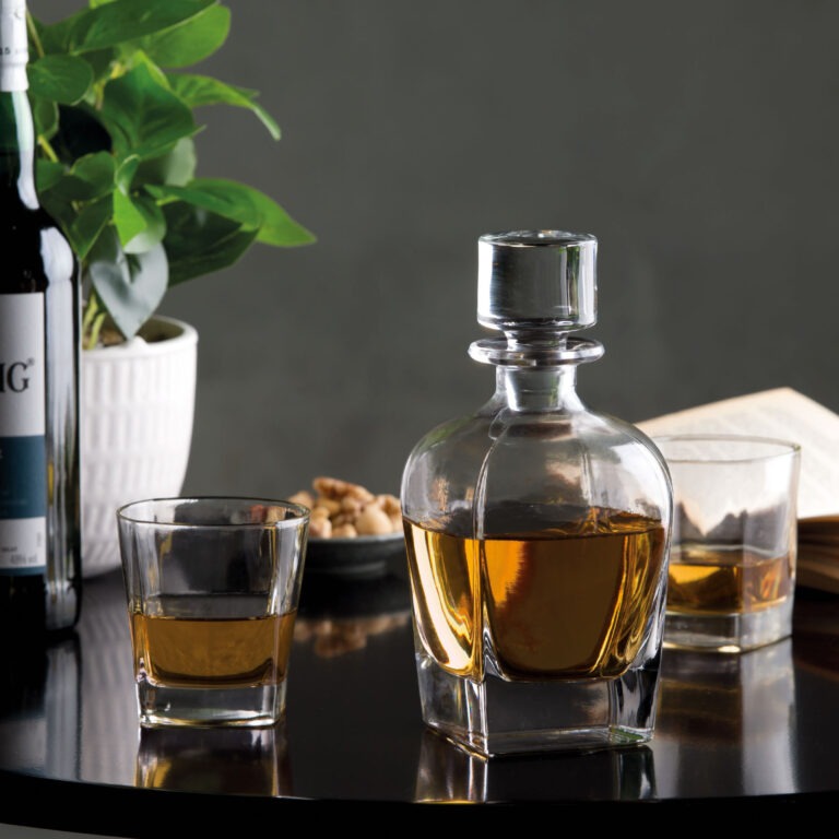 Islay Whisky Decanter Set - Image 10