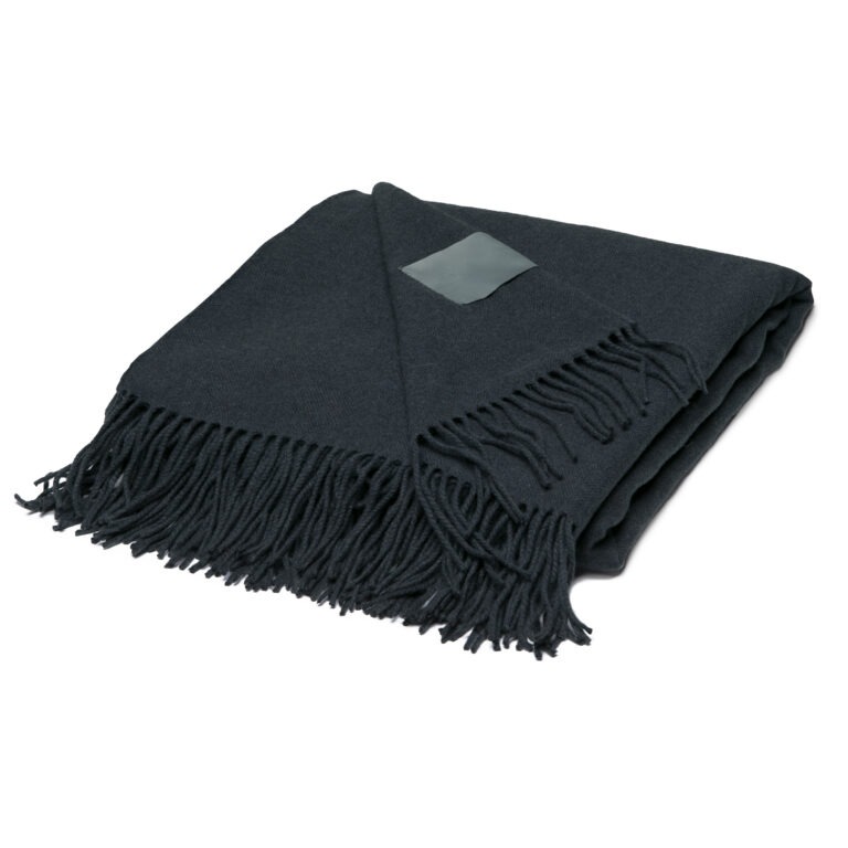 Mt Lodge Merino Blanket - Image 2