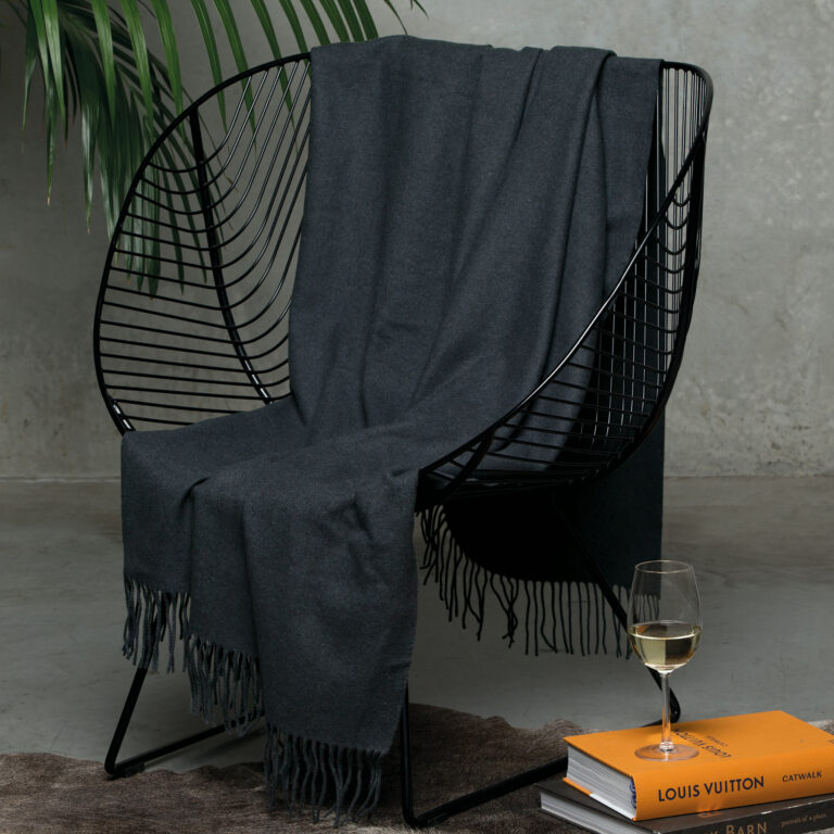 Mt Lodge Merino Blanket - Image 12
